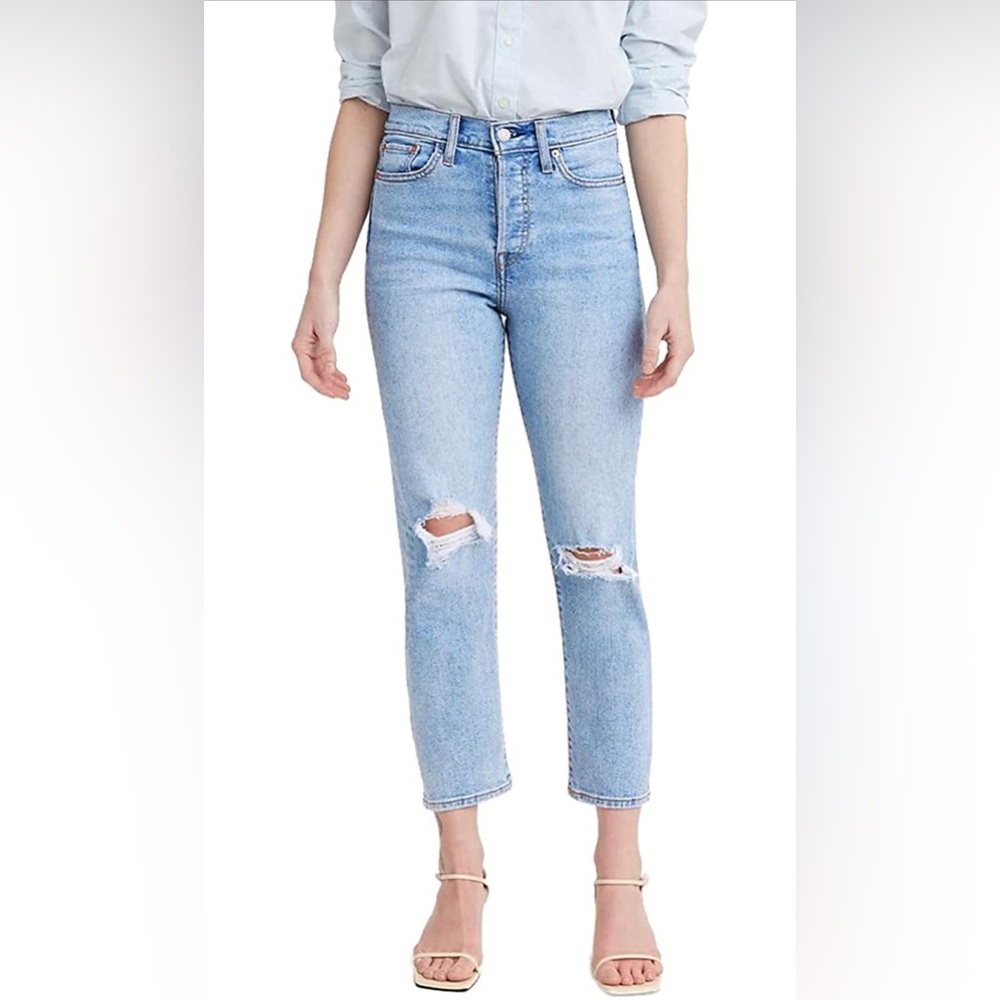 Levi’s Women Wedgie Straight Ripped Jeans Size 27 NWT